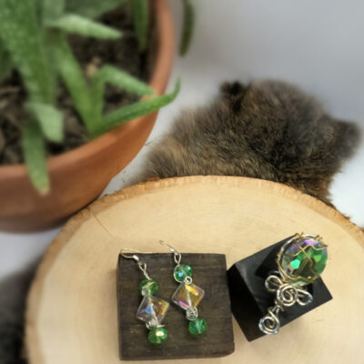 Glass jewelry set
