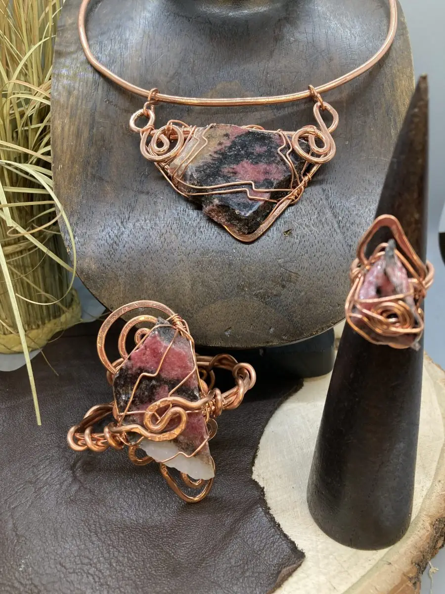Rhodoinite Set